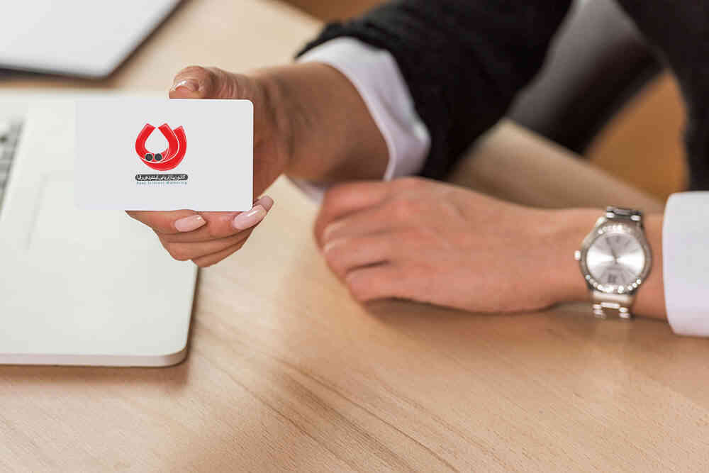 مزایای چاپ کارت ویزیت؛ چرا هنوز کارت ویزیت مهم است؟